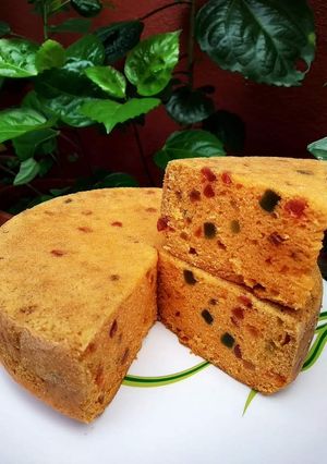 A picture of Semolina Tutti Frutti Cake.