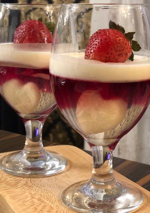 عکسی از دستور دسر پاناکوتای وانیلی و ژله