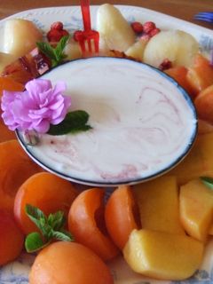 Una foto de Fondue fría de frutas y salsa de ricota 