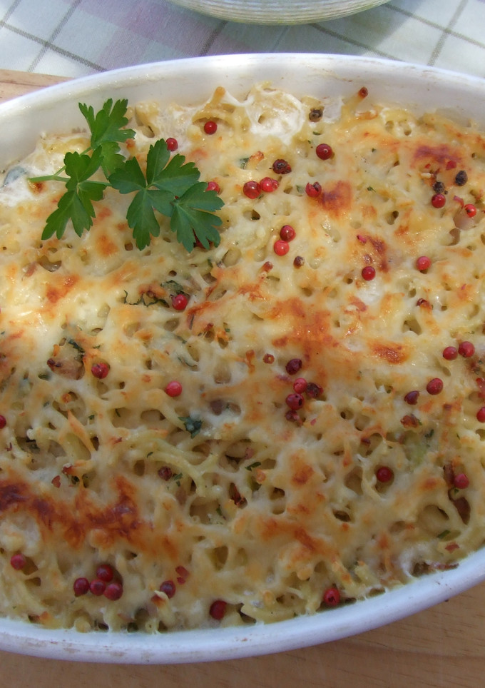 Una foto de Gratinado de pasta, puerros y atún