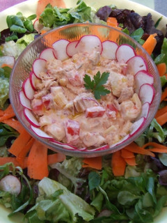 Una foto de Ensalada con mayonesa de zanahoria y semillas de sésamo tostado