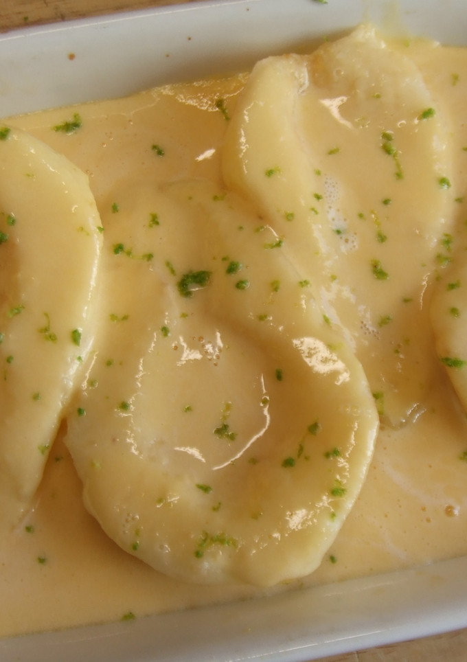 Una foto de Peras de dieta con su crema