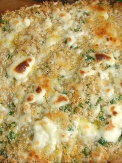 Una foto de Pastel de quinoa horneado con variedad de quesos