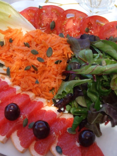 Una foto de Ensalada colorida para verano