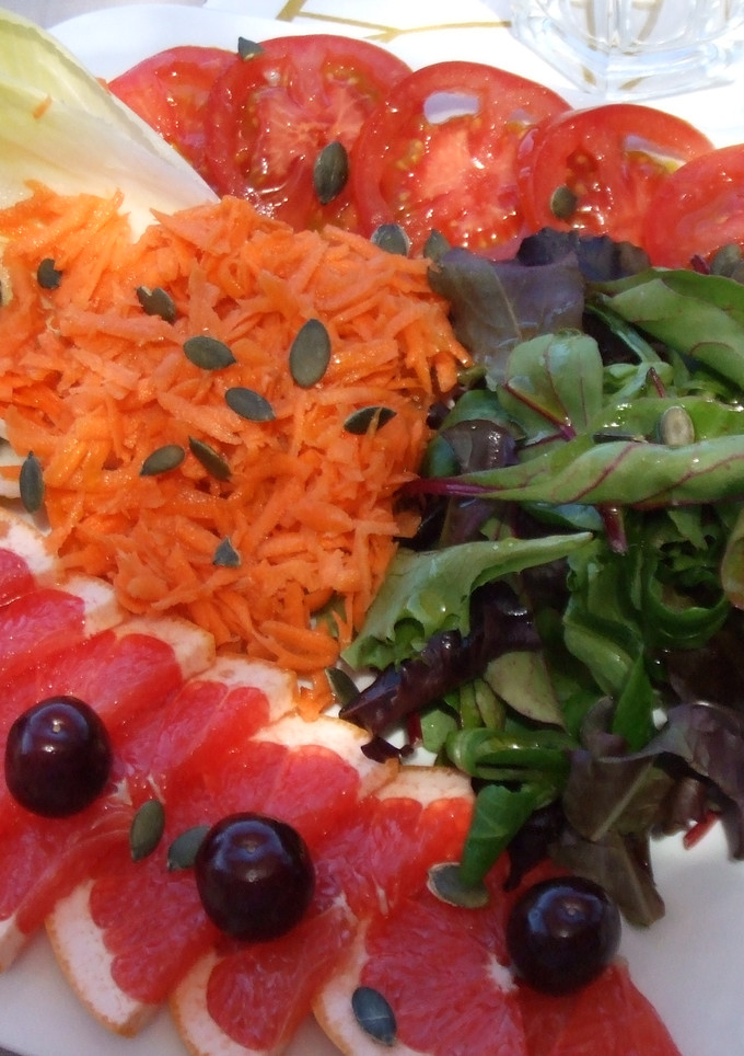 Una foto de Ensalada colorida para verano