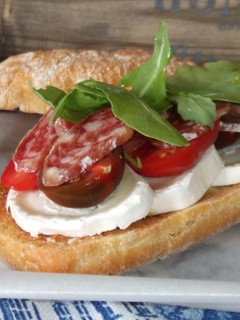 Una foto de Panecillos rellenos para picnic