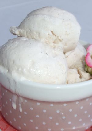 Una foto de Helado de mascarpone con canela