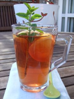 Una foto de Té helado a la menta