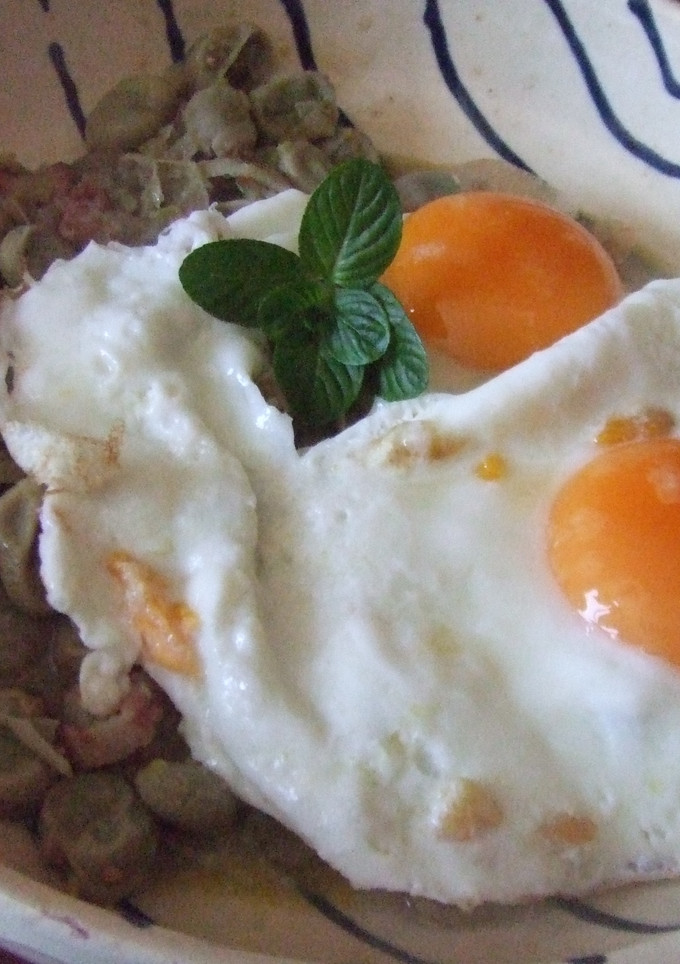 Una foto de Habas guisadas con menta y canela