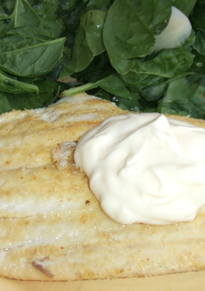 Una foto de Palometa a la plancha rebozada con harina de garbanzos