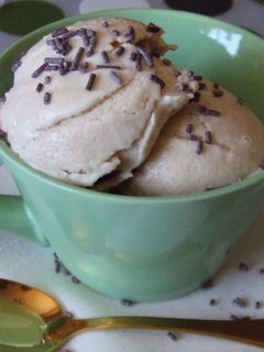 Una foto de Helado de vainilla con Oporto