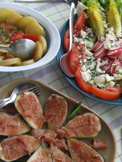 Una foto de Surtido de ensaladas de verano