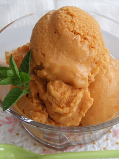 Una foto de Helado rápido de albaricoques