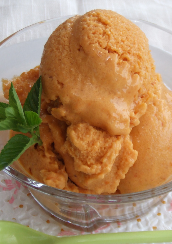 Una foto de Helado rápido de albaricoques