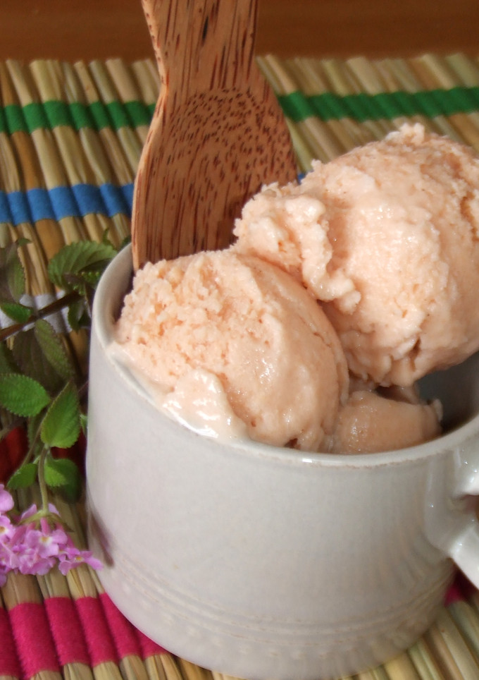 Una foto de Helado de melón cantalupo 