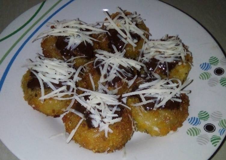 Nugget Pisang Topping Coklat Keju
