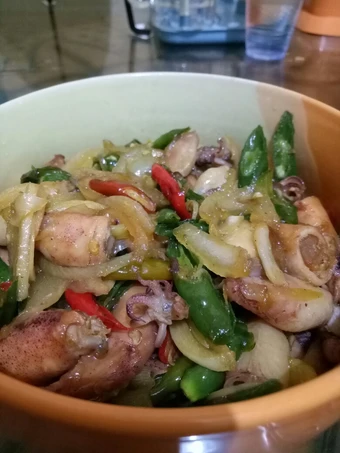 Cara Mudah Membuat Resep  Cumi asin cabe ijo pedas manis yang Enak Banget, Enak Banget