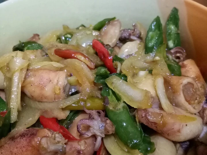 Cara Mudah Membuat Resep  Cumi asin cabe ijo pedas manis yang Enak Banget, Enak Banget