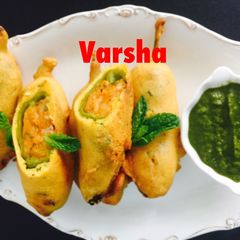 A picture of Mirchi Vada.