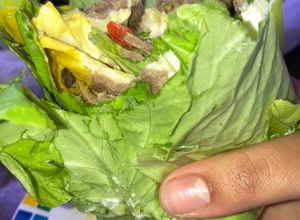 Una foto de Burrito de lechuga - receta grez o keto