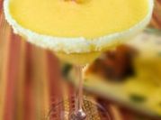 Una foto de tequila mango