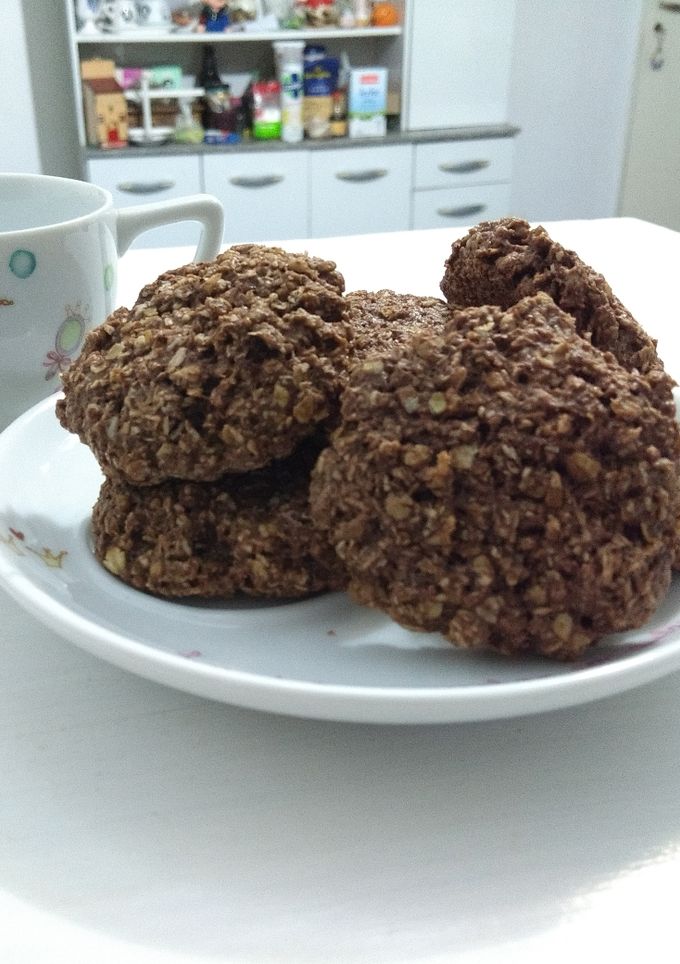 Una foto de Galletitas de avena, coco y chocolate by Deby