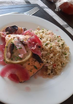 Una foto de Salmón Pochado a la Francesa