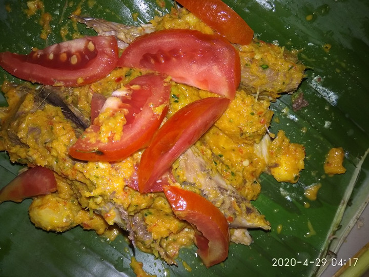 Langkah Mudah untuk Membuat Pepes tongkol asam pedas yang Lezat