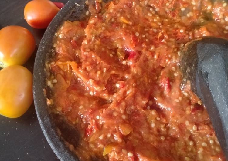 Langkah Mudah untuk Menyiapkan Sambal cobek, Bikin Ngiler