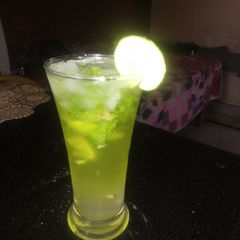 Virgin mocktail A picture of Virgin mocktail.