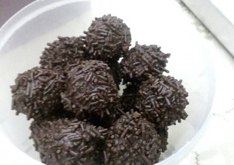 Bola-bola coklat 🍫