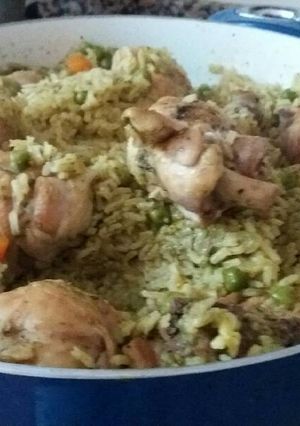 Una foto de Arroz con pollo
