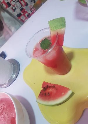 A picture of Watermelon juice.