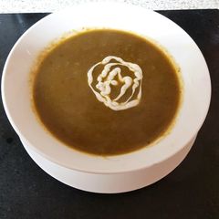 A picture of My Minty Leek & Carrot Soup. 😁.