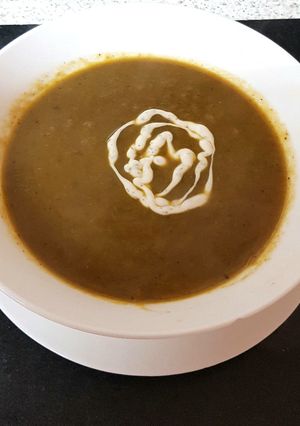 A picture of My Minty Leek & Carrot Soup. 😁.