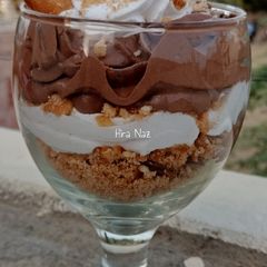 A picture of Peanut Pik(Biscuits) Mousse Dessert.