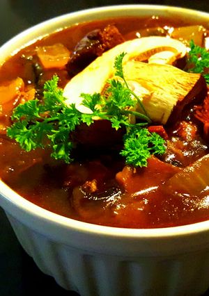 A picture of Mike's Beef Onion Mushroom Soup.