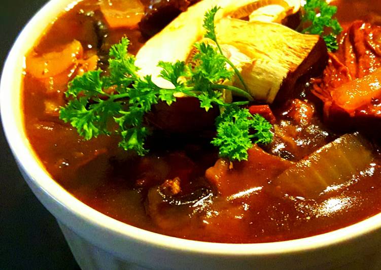 Simple Way to Make Favorite Mike&#39;s Beef Onion Mushroom Soup