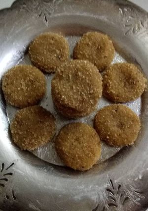 A picture of Mathura ke pede.
