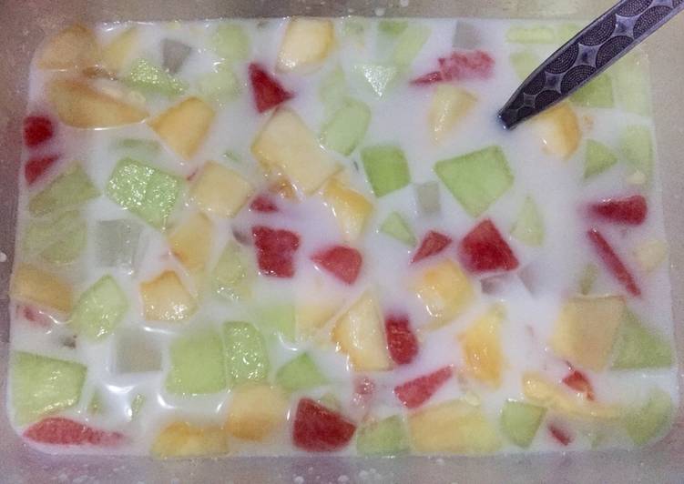 Fruity Ice (es buah) ala Kakak “P 🍉🍈🍑🍨