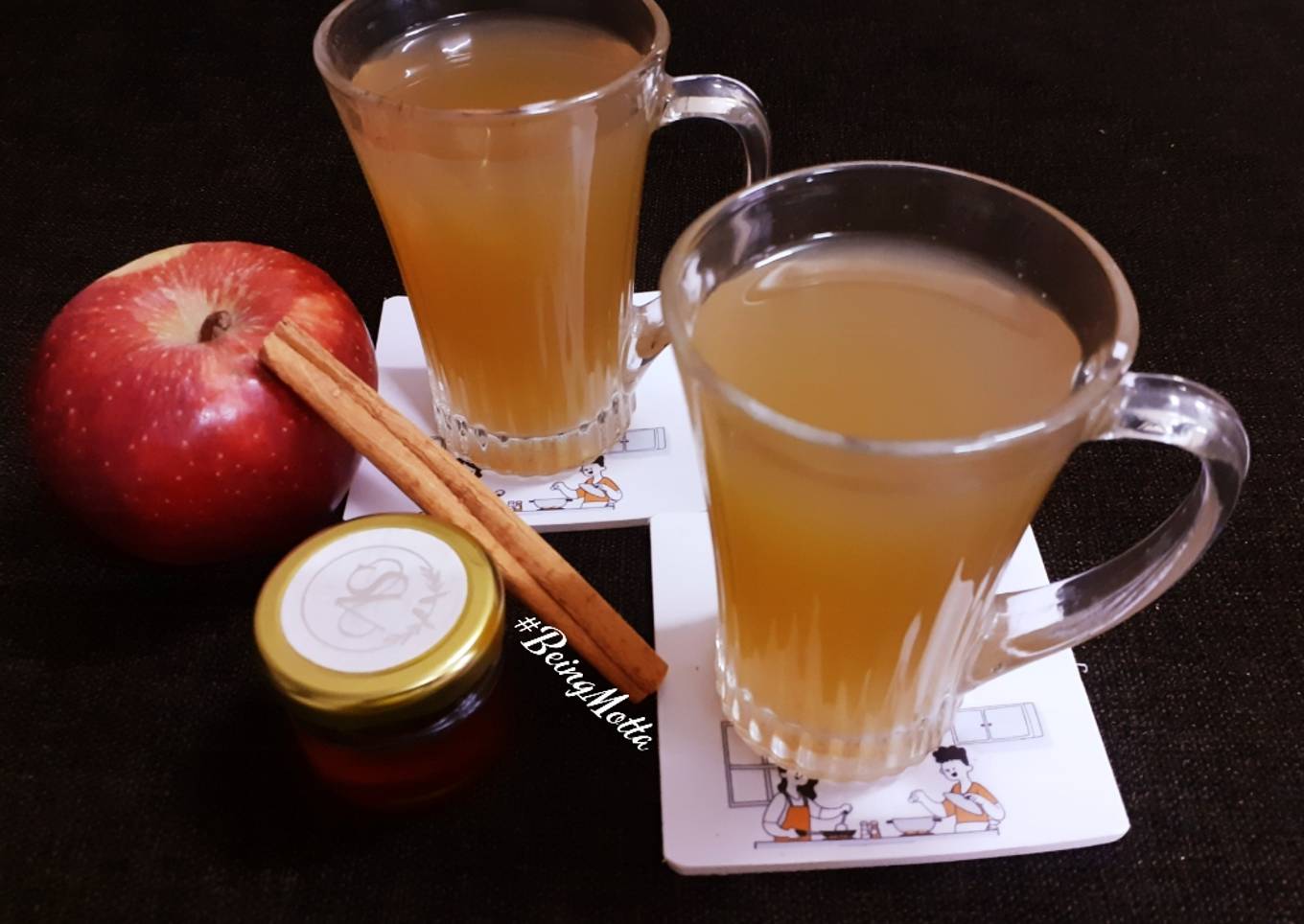 Apple -Cinnamom Tea
