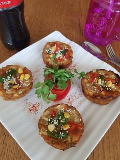 ચીઝી બટાકા નો મિની હાંડવો રેસીપી મુખ્ય ફોટો