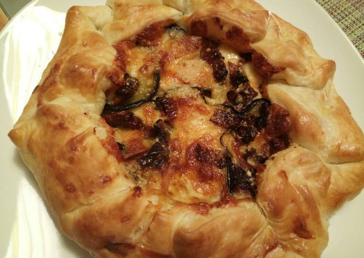 Sun-dried tomato, scamorza and aubergine pie