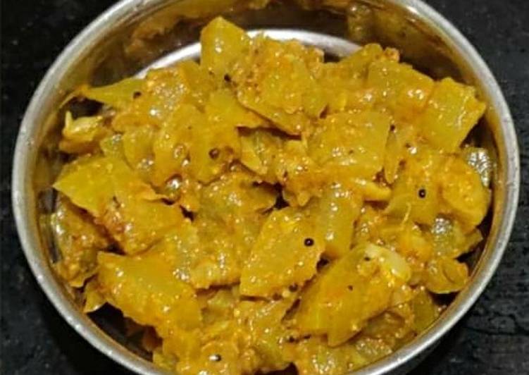 Recipe of Any-night-of-the-week Lauki Curry | Bottle gourd Curry