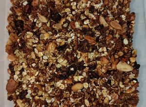 Una foto de Muesli casero con frutos secos y semillas