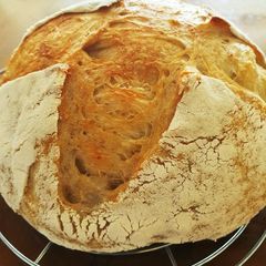 A picture of No-Knead Artisan Bread 🍞.