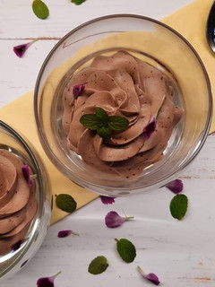 Glutén-, tej- és tojásmentes csokimousse recept fotója