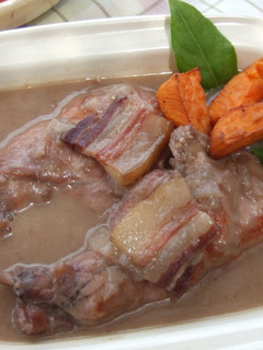 Una foto de Guisado de conejo de monte, receta antigua