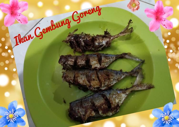 Bagaimana Menyiapkan Ikan Gembung Goreng, Enak Banget