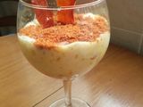 Huevo con espuma de patata y tierra y crujiente de jamón